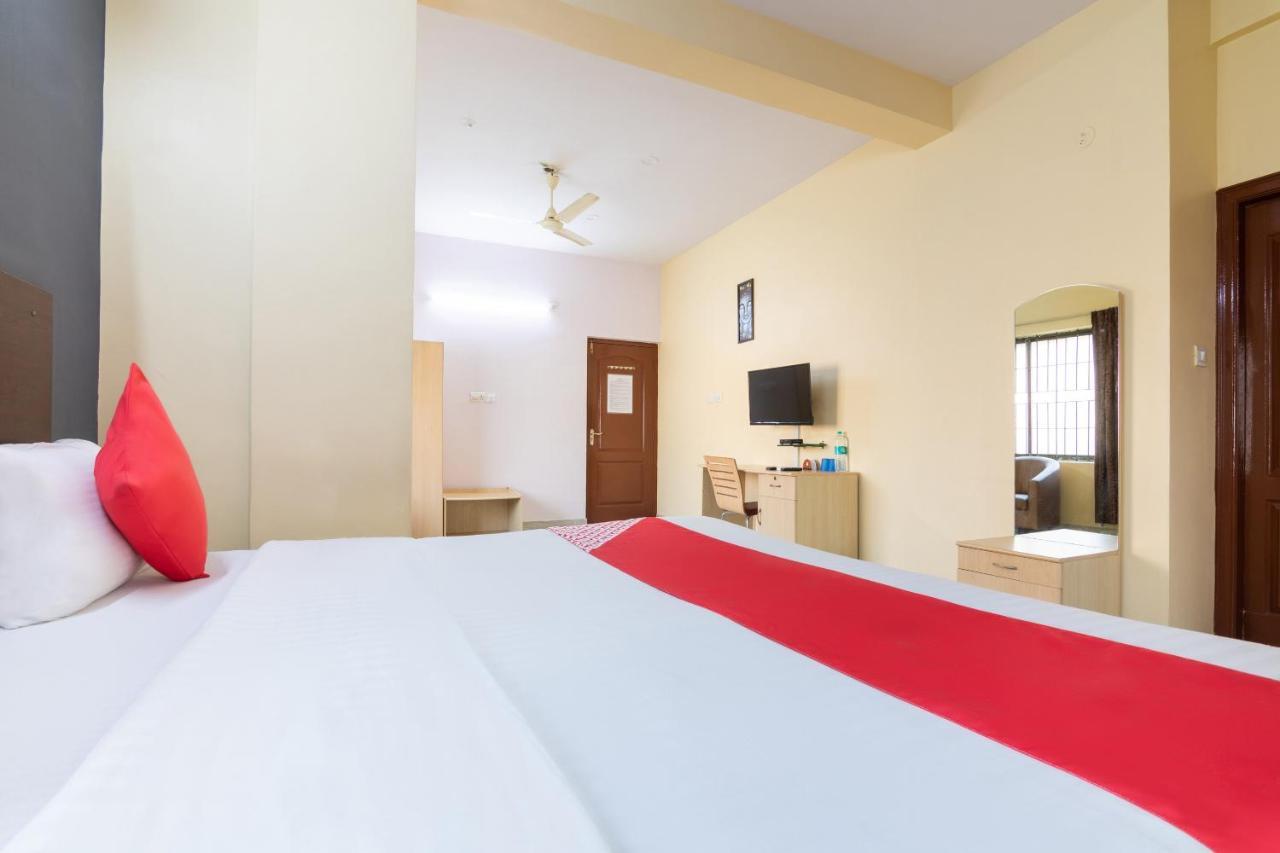 Capital O 5379 The Roy Grand Inns Bengaluru Kültér fotó